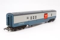 R119Blue Operating mail coach in BR blue M30224