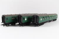 3 Mk1 coaches in green from Atlantic Coast Express train pack