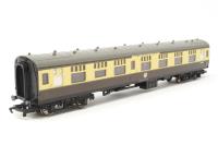R2372Mcoach2 Mk1 CK composite corridor W15106 in BR chocolate and cream - split from set