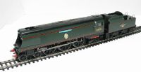 Battle of Britain Class 4-6-2 34051 "Winston Churchill" in BR Green - NRM Collection Special Edition
