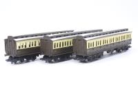 R2560Coaches Pack of 3 Clerestory coaches - Split from R2560 Set