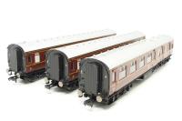 3 LMS coaches split from “Days of Red and Gold” Train Pack