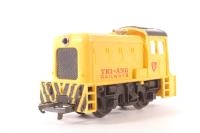 R353diesel Dock switcher TR20071 in Triang Railways livery