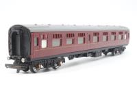 R382-15918 Composite coach in BR maroon 15918 - separated from twin pack
