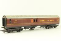L.M.S. Royal Mail Coach Set 30250