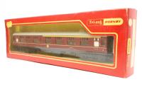 R422-15865 Mk1 Composite 1st Class passenger car 15865 in BR maroon