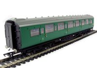 BR Southern green Maunsell composite coach S5683S