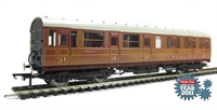 Gresley non-vestibuled suburban composite 32456 in LNER teak