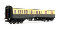 Collett corridor 3rd class brake (Left hand) 5132 in GWR chocolate & cream livery