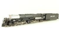 Class 4000 4-8-8-4 'Big Boy' 4013 in Union Pacific Black