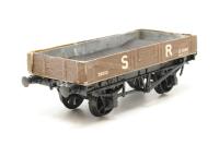 R62-3S 3 plank wagon S R 39010 brown made from Wonderful wagon kit