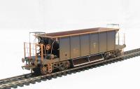 Mainline YGB 'Seacow' hopper wagon DB980056 - Weathered