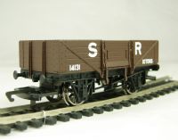 R6340 5 plank wagon in Southern Railway livery 14131