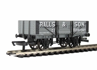 R6521 5 Plank Wagon "Ralls & Son"