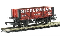 4-plank open wagon in red - Bickershaw, Wigan - 624