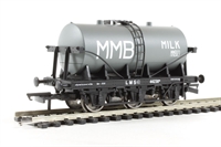 6 Wheel Tanker MMB123 "Milk Marketing Board" LMS 44230