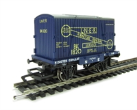 Conflat N240728 & Container BK1820 in LNER blue