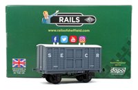RL-1424-009 SE&CR 16 Covered Goods Wagon Maunsell SECR Dark Grey No.1923