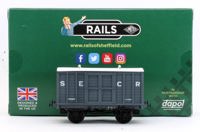 RL-1424-010 SE&CR 16 Covered Goods Wagon Maunsell SECR Dark Grey No.10022