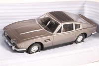 TY04802 Aston Martin V8 - 'James Bond - The Living Daylights'