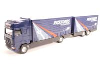 TY87006 DAF 95 Short Wheel Base Wagon & Trailer - 'Pickfords'