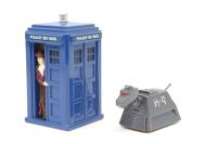 TY96102 Doctor Who - Tardis and K-9