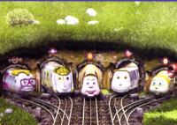 UE303 "Underground Ernie" Train Homes includes tracks