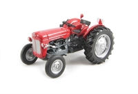 J6056 Massey Ferguson 825 (1963) tractor in red