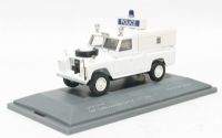 VA07604 Land Rover Metropolitan Police traffic accident car