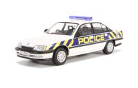VA14005 Vauxhall Carlton 2.6Li, West Mercia Constabulary