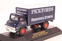 VA6003 Thames Trader Box Van - 'Pickfords'