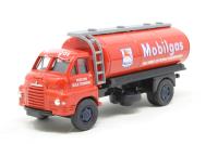 VA7005 Bedford S Type Tanker - Mobilgas