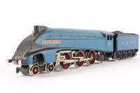 Class A4 4-6-2 7 'Sir Nigel Gresley' in LNER Blue