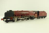 Duchess Class 8P 4-6-2 46245 'City of London' in BR Maroon, with Mk. 2 chassis (only 118 made)