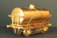 Y651 12T tank wagon with large filler and straps (Brassworks Range)