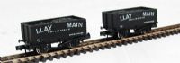7-plank mineral wagon "Llay Main Colliery" twin pack (different running numbers)