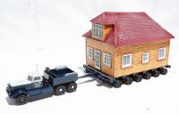 US55109 Diamond T989 truck with house load