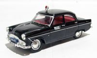 VA06105 Ford Zephyr MkII in 'New Zealand Police' livery