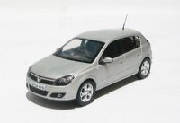 VA09400 Vauxhall Astra in silver star. Non limited