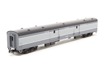 Smoothside 84' baggage car of the New York Central - two-tone grey with black roof 9103