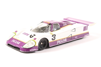 Jaguar XJR-11 (Nielsen, Cobb, Salazar) Le Mans 1990