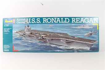 USS Ronald Regan - 1:720 scale