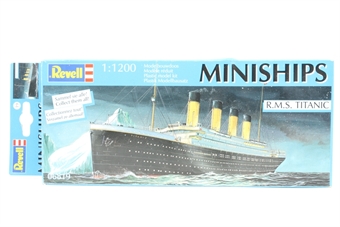 R.M.S Titanic Miniships