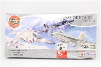90 Years Of Fighters - Hawker Hunter FGA9 / E.E. Lightning F.3 / BAe Harrier GR3