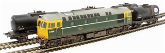 Class 33 trainpack with Class 33/0 D6560 in BR green with full yellow ends and four 'B' tank wagons in Esso livery - weathered