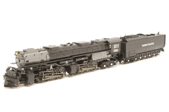 Challenger 4-6-6-4 3985 of the Union Pacific - digital sound fitted