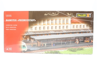 Friedrichstadt platform