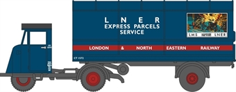 Scammell Mechanical Horse Van Trailer in LNER Express Parcels Service blue