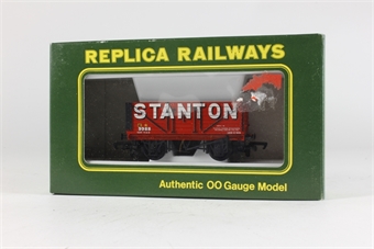 7 Plank Wagon 'Stanton' 9988 in red