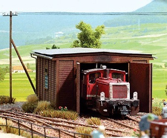 Small loco shed HO scale